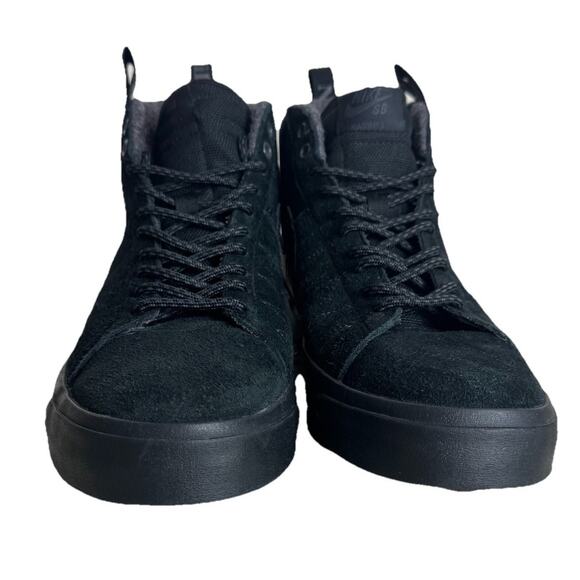 Nike SB Blazer Mid Triple Black Mens 8.5 Suede Skate Shoes DC8903-002 main image 4